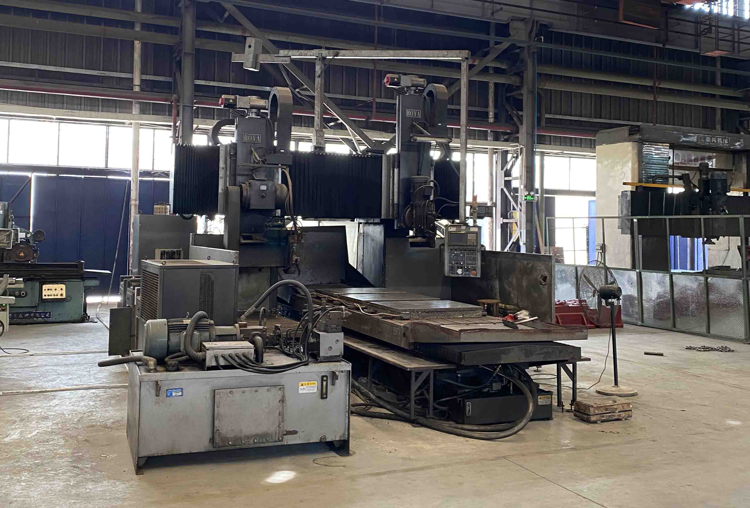 数控龙门式平面双磨头导轨磨床